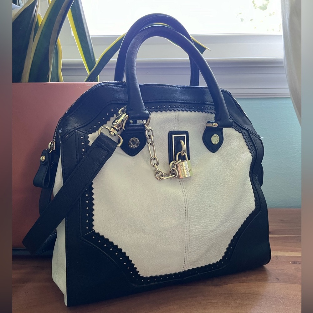 Emma Fox black and white leather handbag
